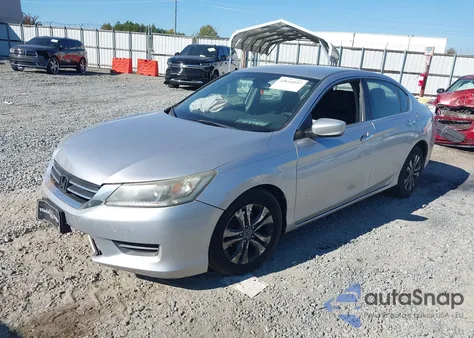 2015 Honda Accord Lx z USA, uszkodzony, nr VIN 1HGCR2F3XFA106685